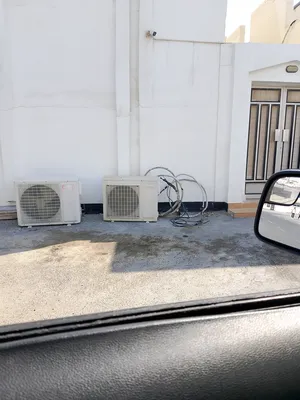 Sharp . 1.5 to 1.9 Tons . Used1