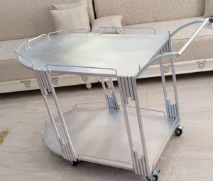 طاوله كبيره للبيع