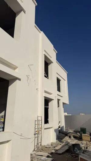فلل راقية للبيع في المعبيلة الشمالية
