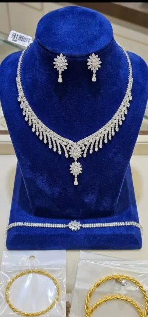إكسسوارات ذهب روسي ذهب إيطالي وفضه .royal spark