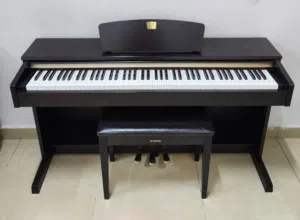 The Yamaha Clavinova CLP-320 is an entry-to-mid level digital piano renowned for offering authentic