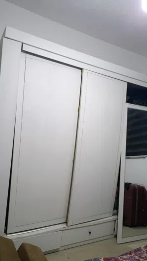 خزانه سحاب 3 ابواب لون ابيض