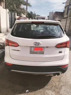 Used Hyundai Santa Fe in Basra