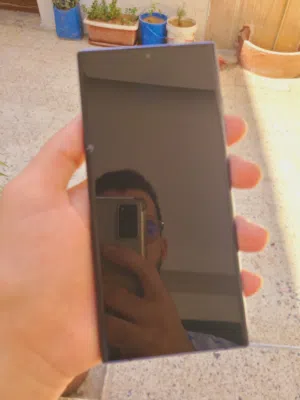 Samsung Galaxy S22 Ultra 5G 128 GB in Tripoli