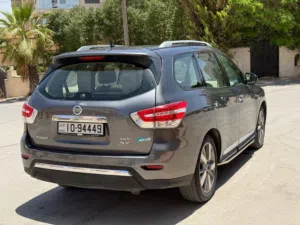 Used Nissan Pathfinder in Amman