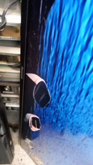 شاشة باناسونيك 60  بوصه فل سمارت 4k   3D  بحالة الوكالة