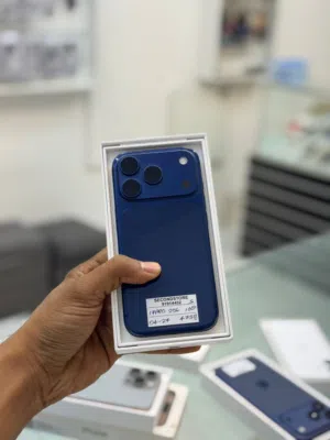 iPhone 17 Pro 256 GB Fine and amazing working device