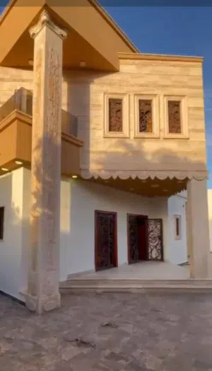 فيلاء-دورين-في-النجمه-بناء-حدبت-المساحه-400-متذ-مقيم-خاص-وكله-فبلال-وفيه-حنان-كبير