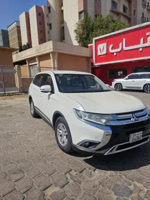 Used Mitsubishi Outlander in Al Ahmadi