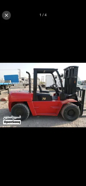 20 22 model forklift aal kind available for rental