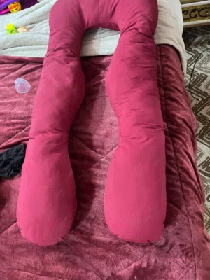 وسادة للحمل والرضاعة