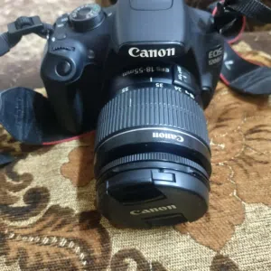 كاميرا كانون 1200D