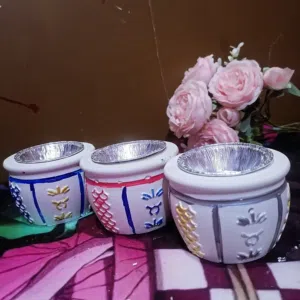 هدايا وتوزيعات للأطفال والكبار