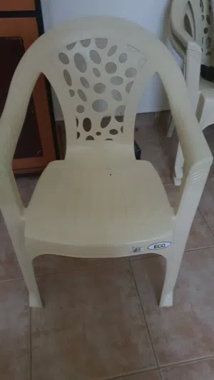ادوات وكراسي بلاستيك