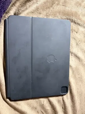 Apple iPad Pro 13 128 GB in Al Jahra