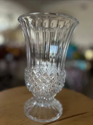 Cristal D'Arques Longchamp vase.
