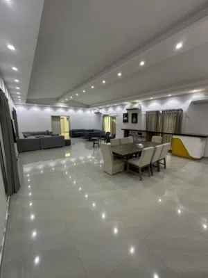 more-than-6-bedrooms-chalet-for-rent-in-abu-dhabi-al-bahia