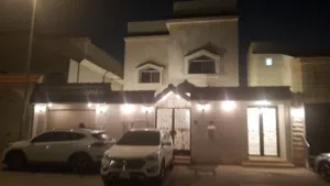 ٥ غرف نوم . مفروش جزئياً . سنوي1