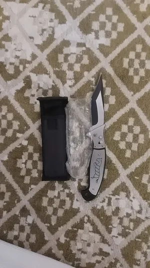 collectable sharp knife