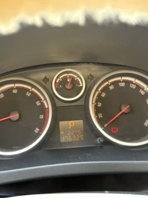 اوبل كورسا 2012