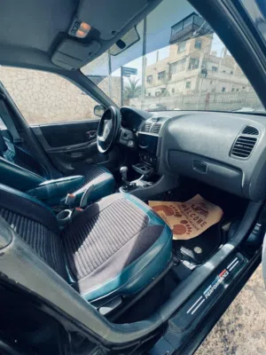 هونداي فيرنا موديل 2000