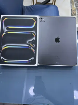 ايباد 13 M4انش شريحه