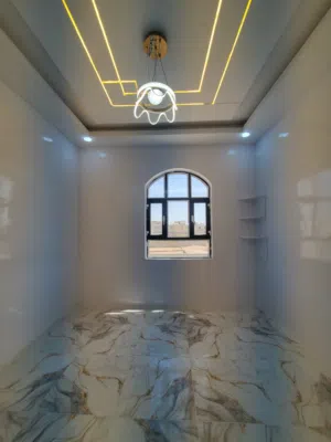 350 m2 . Agent4