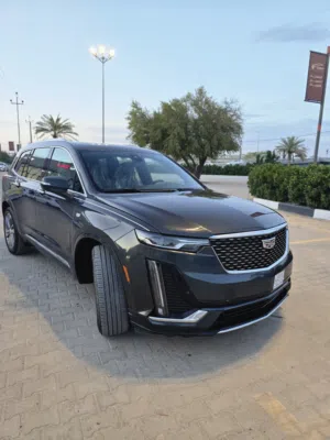 Cadillac . XT6 . 2022 . New2