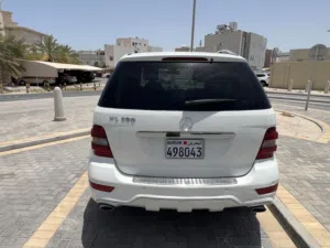 مرسيدس ml350 موديل 2010 164000 كيلو متر الممشى بحاله ممتازه سياره عائليه ماتور والقير ممتاز