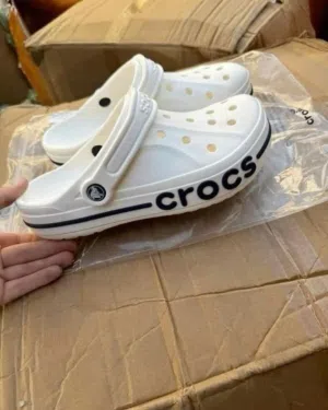 مقابل للتفاوض حط سعرك وشيل Crocs