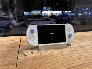 هاند هيلد Ayaneo2S