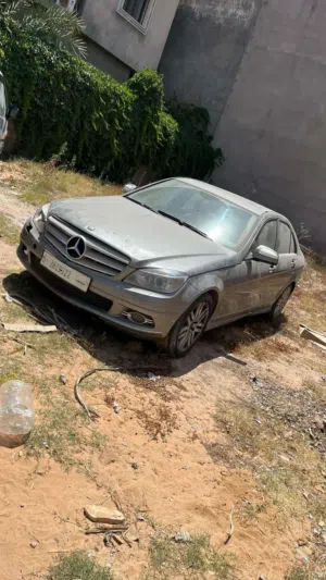 مرسيدس c300للبيع