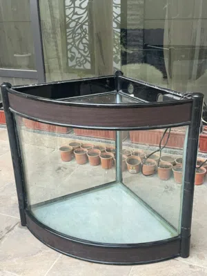 للبيع حوض سمك