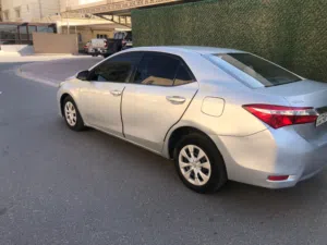 للبيع كورولا 2014