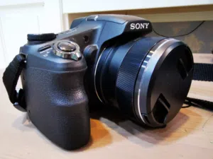 Cyber-shot DSC- HX200V