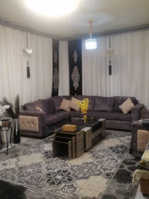 320 m2 More than 6 bedrooms Townhouse for Sale in Amman Al-Mugairat