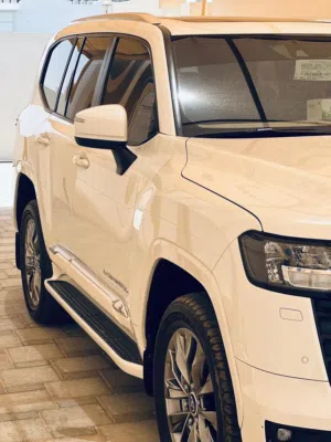 Used Toyota Land Cruiser in Al Sharqiya