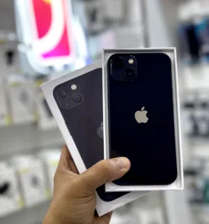 أقوى عرض : iPhone 13 128gb هواتف بحالة الوكالة مع ضمان و ملحقات أصلية و بأقل سعر لا يفوتك بأقل سعر