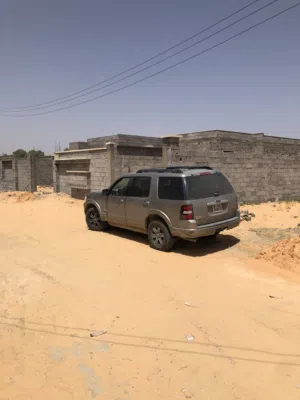 Used Ford Explorer in Tripoli