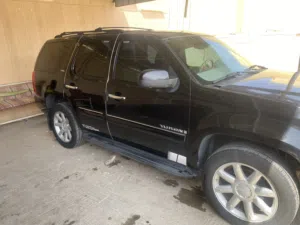 Used GMC Yukon in Al Dhahirah
