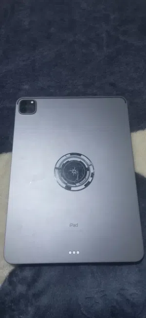Apple iPad Pro 13 128 GB in Al Khums