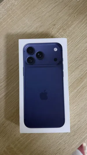 Apple iPhone 17 Pro Max 256 GB in Al Dhahirah