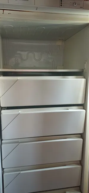 فريزة ثلج مع محرك انفيرتر