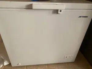 فريزر افترون بحاله ممتازه    مع سلندر غاز  للتواصل واتساب فقط