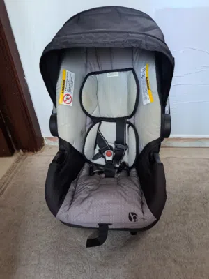 مقعد سيارة baby trend car seat