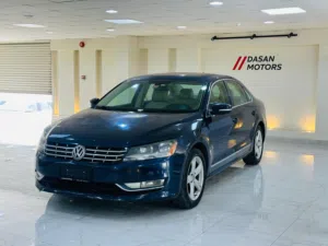 Volkswagen Passat  2015  GCC Specs  Full Options  Sunroof and Leather Interior