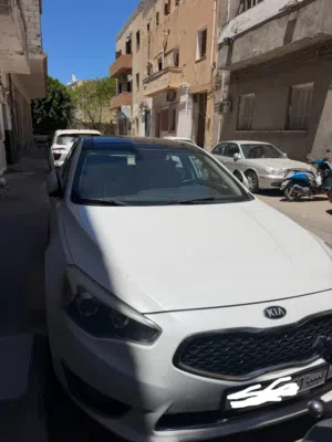كيا كادينزا للبيع الاستفسار التواصل على رقم الهاتف