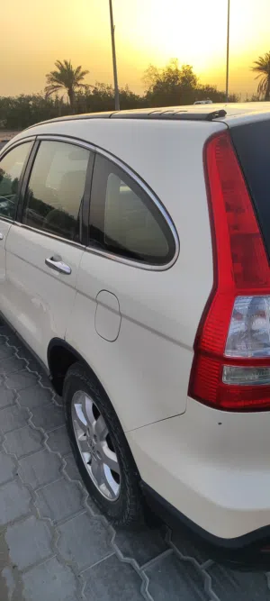 هوندا crv 2008 ماشي 196 بحالة ممتازة