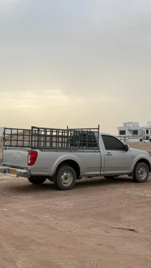 بيكب غماره وحده لنقل الاغرض من مكان لمكان في انحاء مسقط