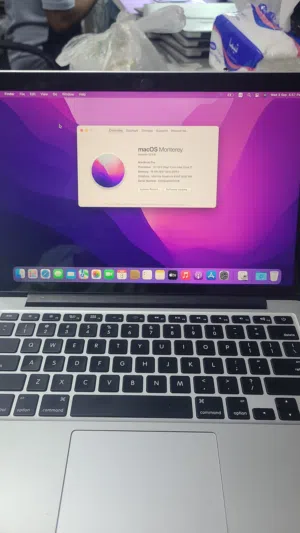 APPLE MACBOOK PRO 2015 CORE i5 ماك بوك برو 2015 من أبل. معالج كور i5..